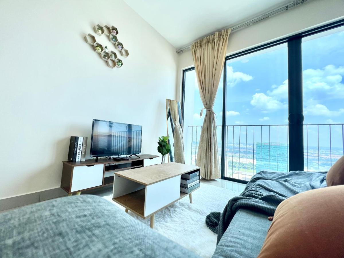 A 1-4 Pax Cozy Studio Tv Box Pool 100Mps Wifi 3 Bed Trefoil Setia Alam Eksteriør billede
