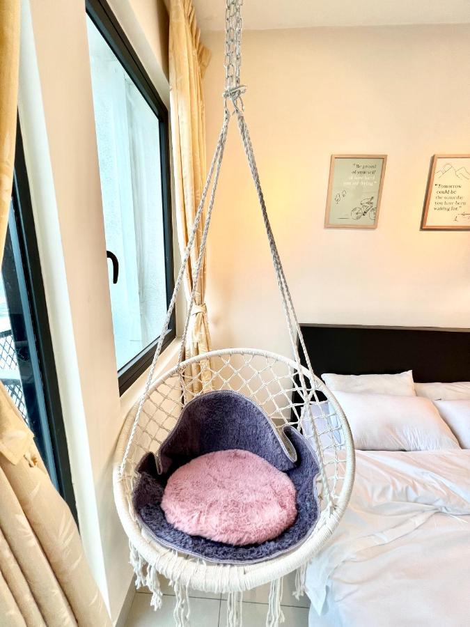 A 1-4 Pax Cozy Studio Tv Box Pool 100Mps Wifi 3 Bed Trefoil Setia Alam Eksteriør billede